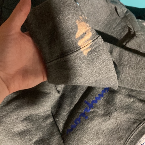 Champion sweatshirt - Picture 6 of 6